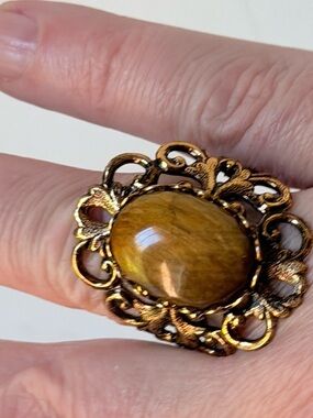 Gold-Tone Filigree Ring with Brown tiger eye Stone